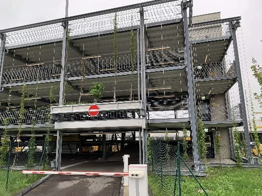 DHL Kengen višeetažna garaža